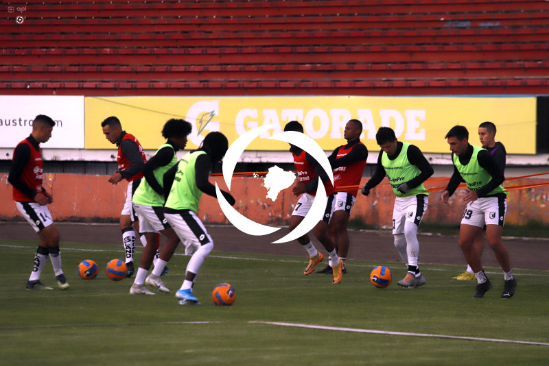 FBL-LIGAPRO-CUENCA-CUMBAYA