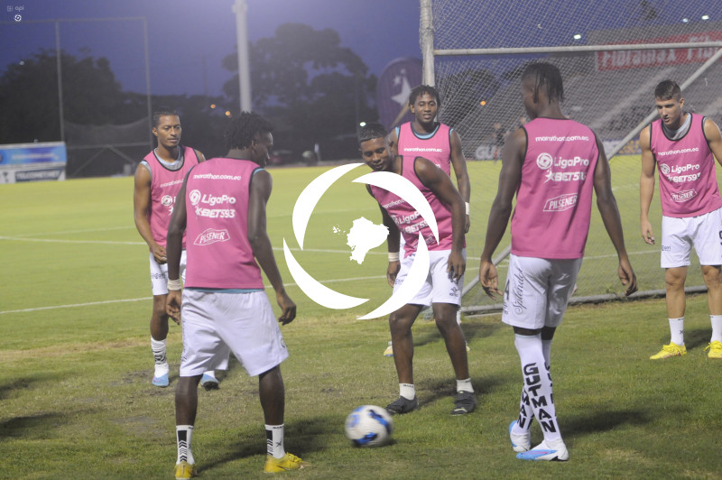FBL-LIGAPROBET593-GUAYAQUILCITY-DELFIN