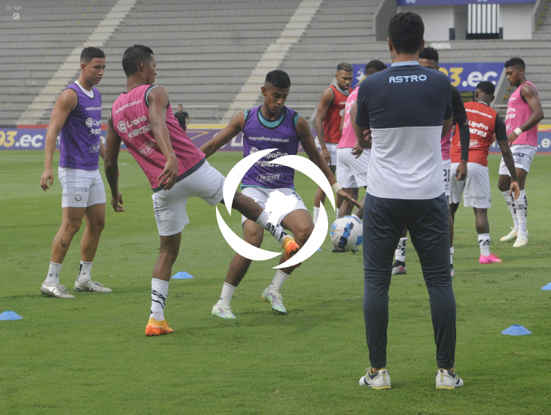 FBL-LIGAPROBET593-GUAYAQUILCITY-ORENSE