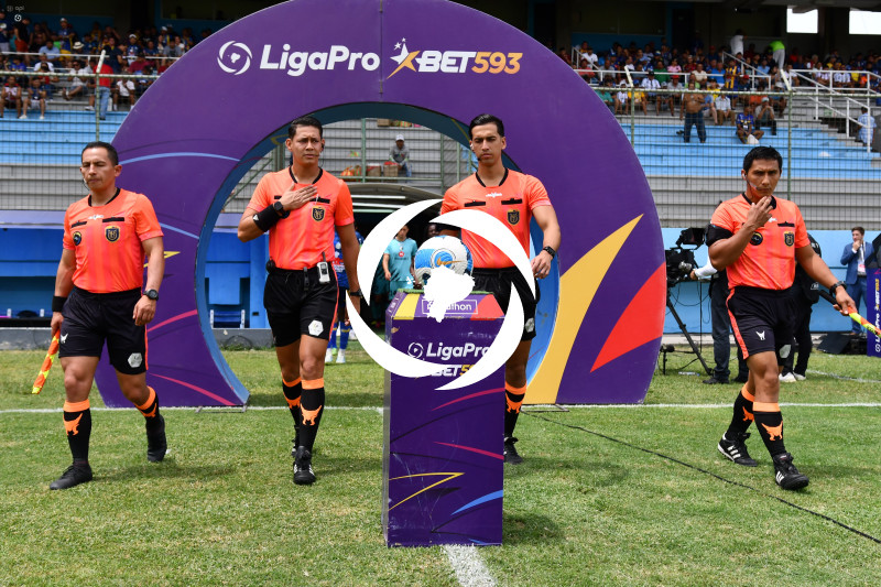FBL-LIGAPRO-DELFIN-CUMBAYA