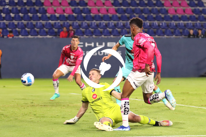 FBL-LIGA-PRO-ECUABET-INDEPENDIENTE-CUMBAYA
