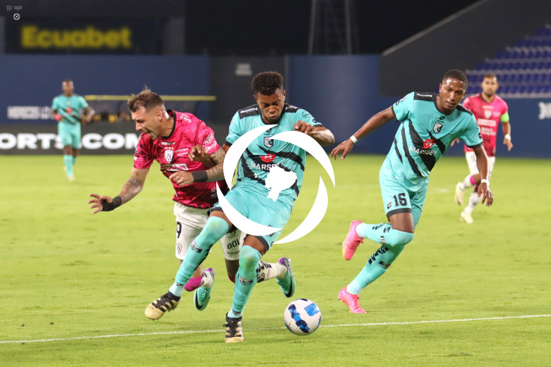 FBL-LIGA-PRO-ECUABET-INDEPENDIENTE-CUMBAYA