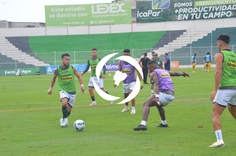 FBL-LIGAPRO-ORENSE-DELFIN