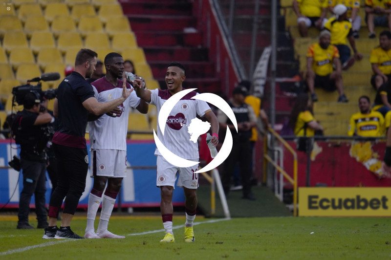 FBL-LIGAPRO-BARCELONA-VINOTINTO
