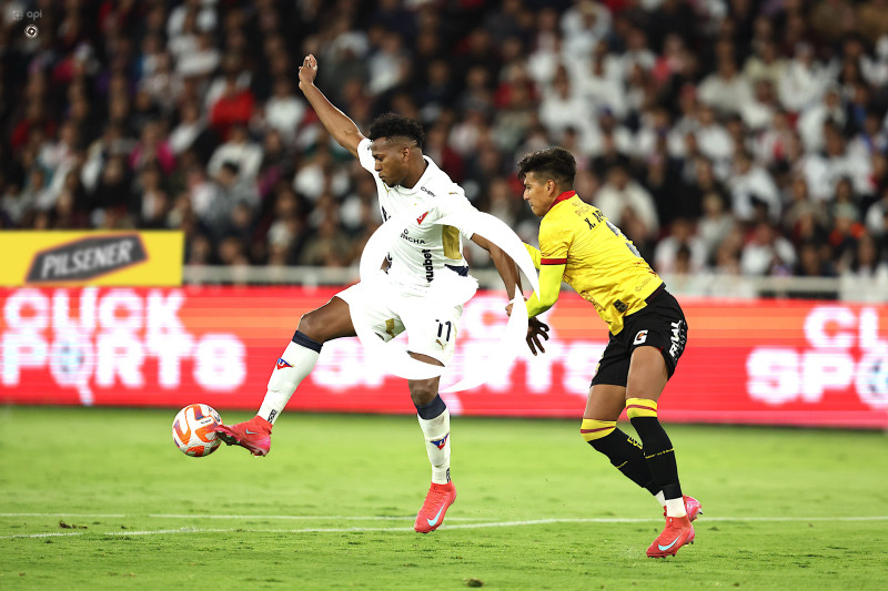 FBL LIGA PRO LDUQ LIGA DE QUITO VS BARCELONA