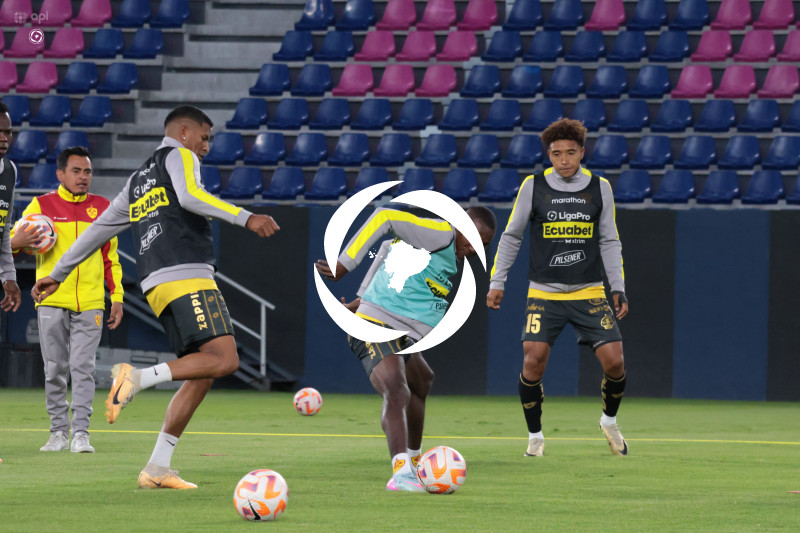 FBL LIGAECUABET VINOTINTO VS AUCAS