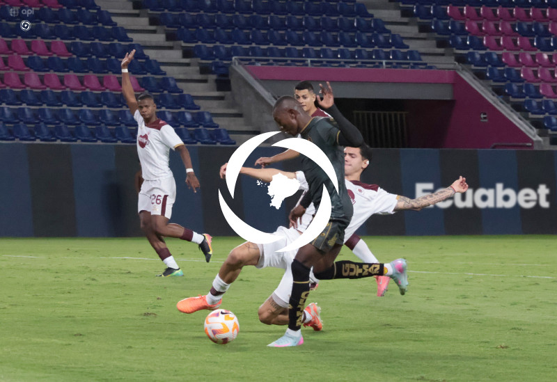 FBL LIGAECUABET VINOTINTO VS AUCAS
