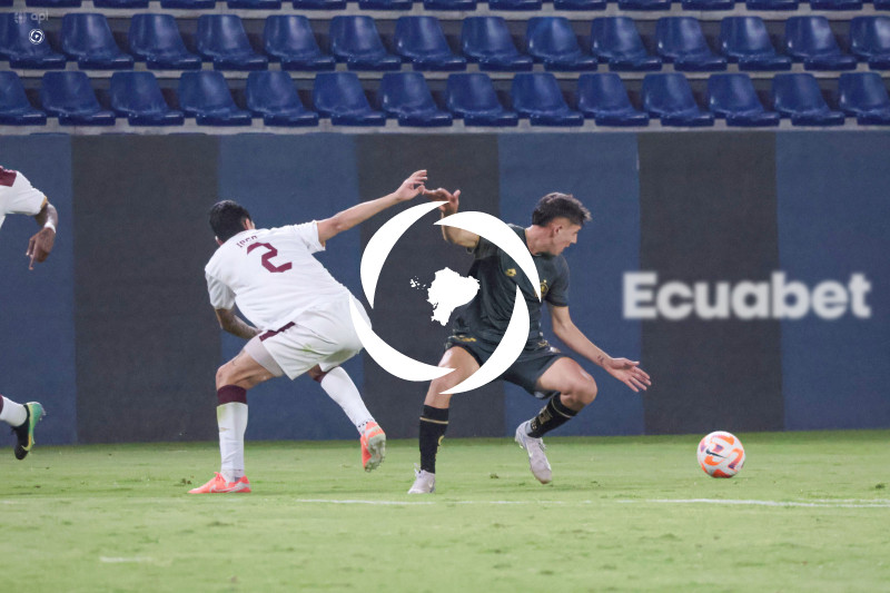 FBL LIGAECUABET VINOTINTO VS AUCAS