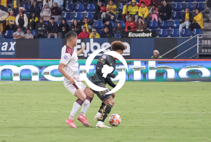 FBL LIGAECUABET VINOTINTO VS AUCAS