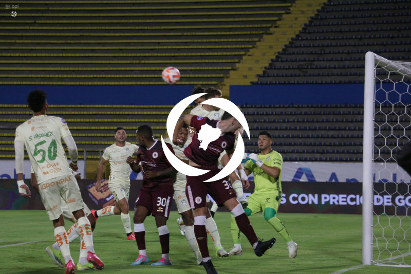 FBL LIGAECUABET VINO TINTO VS ORENSE