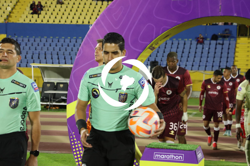 FBL LIGAECUABET VINO TINTO VS ORENSE