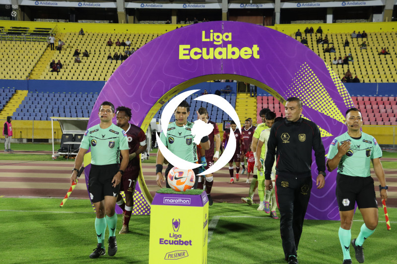 FBL LIGAECUABET VINO TINTO VS ORENSE