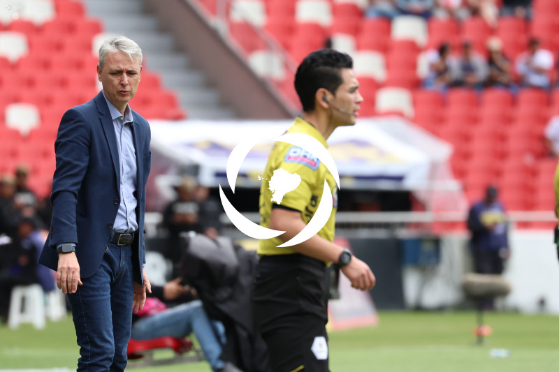 FBL LIGA ECUABET LIGA DE QUITO VS MUSHUC RUNA