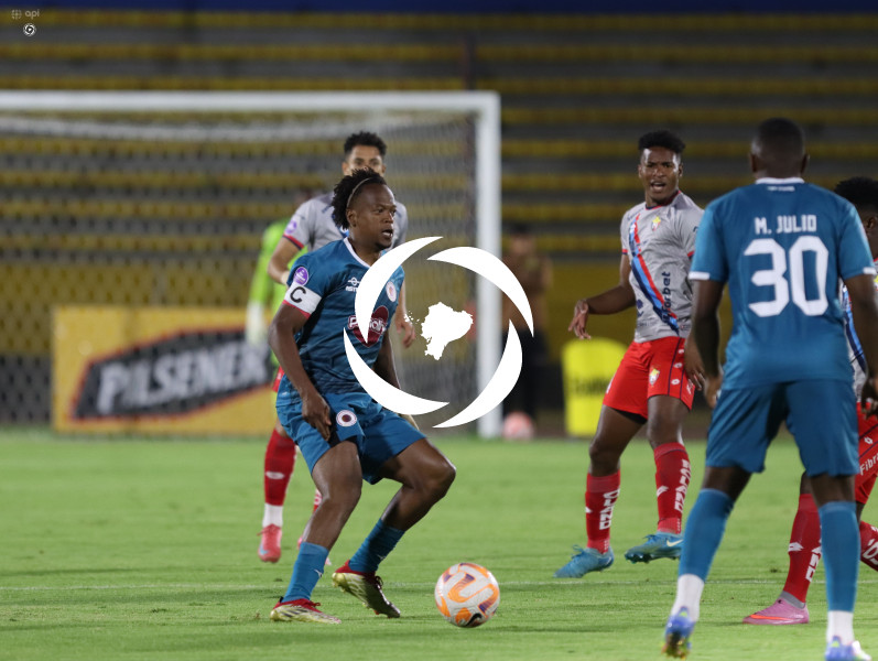 FBL  LIGA ECUABET  VINO TINTO VS NACIONAL