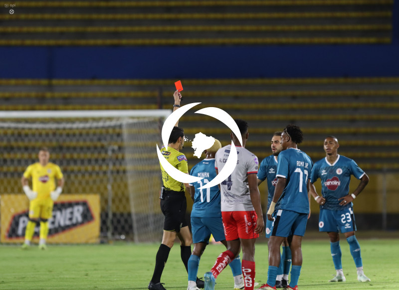 FBL  LIGA ECUABET  VINO TINTO VS NACIONAL