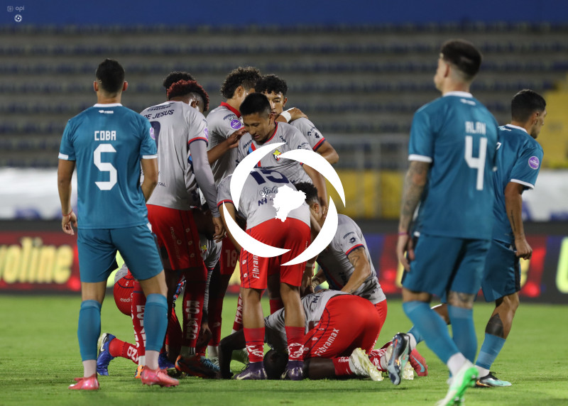 FBL  LIGA ECUABET  VINO TINTO VS NACIONAL
