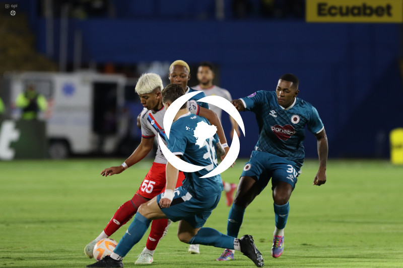 FBL  LIGA ECUABET  VINO TINTO VS NACIONAL