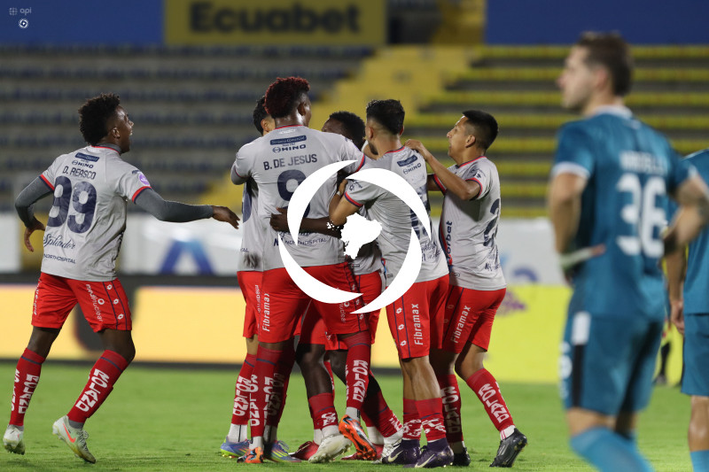 FBL  LIGA ECUABET  VINO TINTO VS NACIONAL