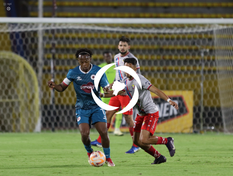 FBL  LIGA ECUABET  VINO TINTO VS NACIONAL