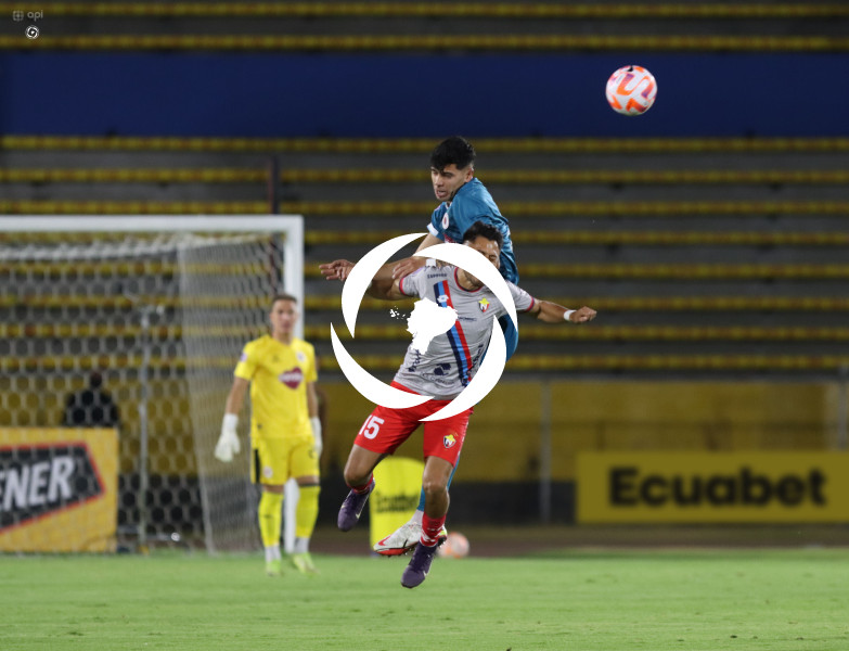 FBL  LIGA ECUABET  VINO TINTO VS NACIONAL
