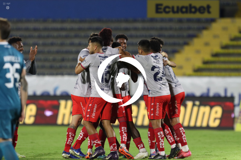 FBL  LIGA ECUABET  VINO TINTO VS NACIONAL