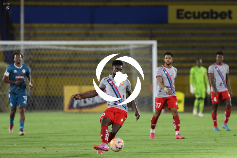 FBL  LIGA ECUABET  VINO TINTO VS NACIONAL