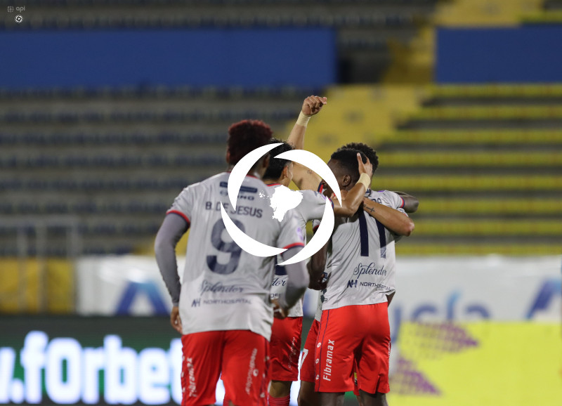 FBL  LIGA ECUABET  VINO TINTO VS NACIONAL