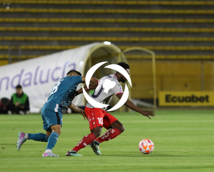 FBL  LIGA ECUABET  VINO TINTO VS NACIONAL