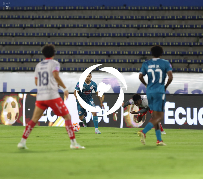 FBL  LIGA ECUABET  VINO TINTO VS NACIONAL