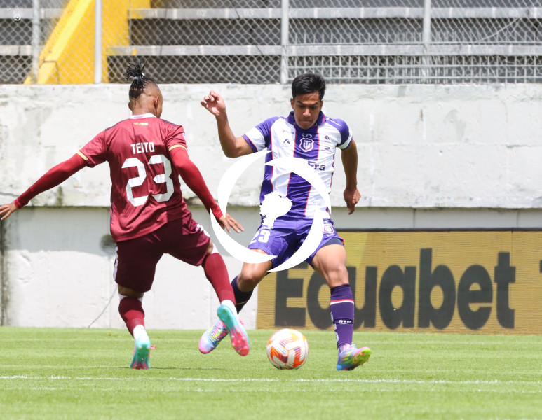 FBL LIGA ECUABET VINO TINTO VS TECNICO UNIVERSITARIO