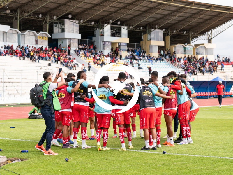FBL LIGA ECUABET NACIONAL VS EMELEC
