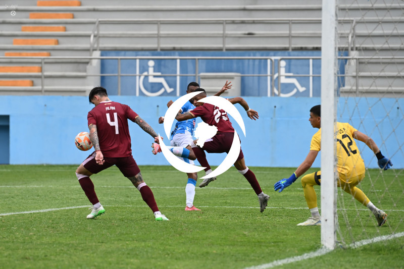 FBL-LIGA ECUABET-MANTA-VINO TINTO