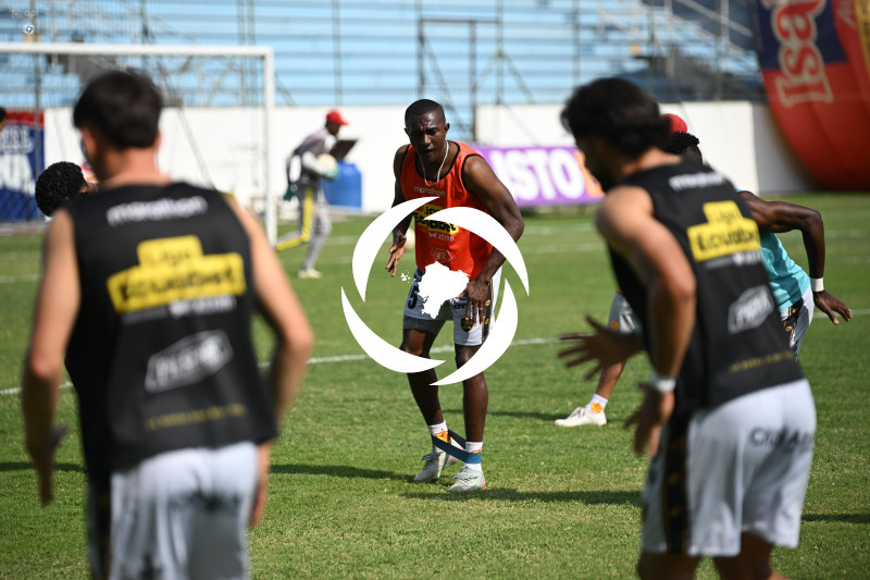 FBL-LIGA ECUABET-DELFIN-AUCAS
