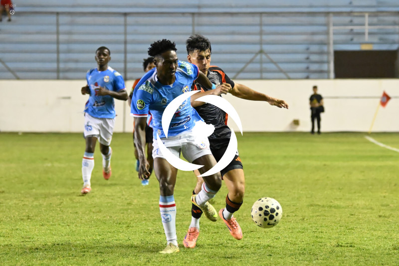 FBL-LIGA ECUABET-MANTA-EMELEC