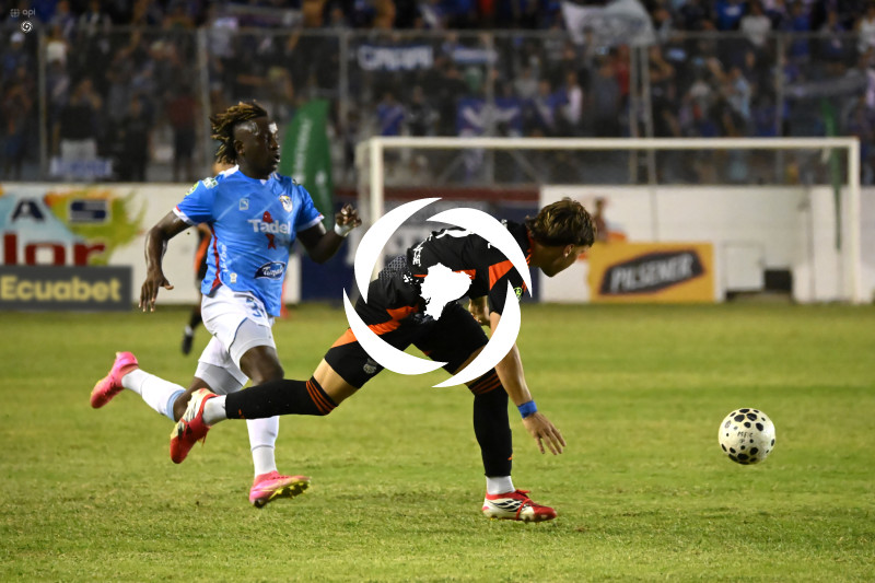 FBL-LIGA ECUABET-MANTA-EMELEC