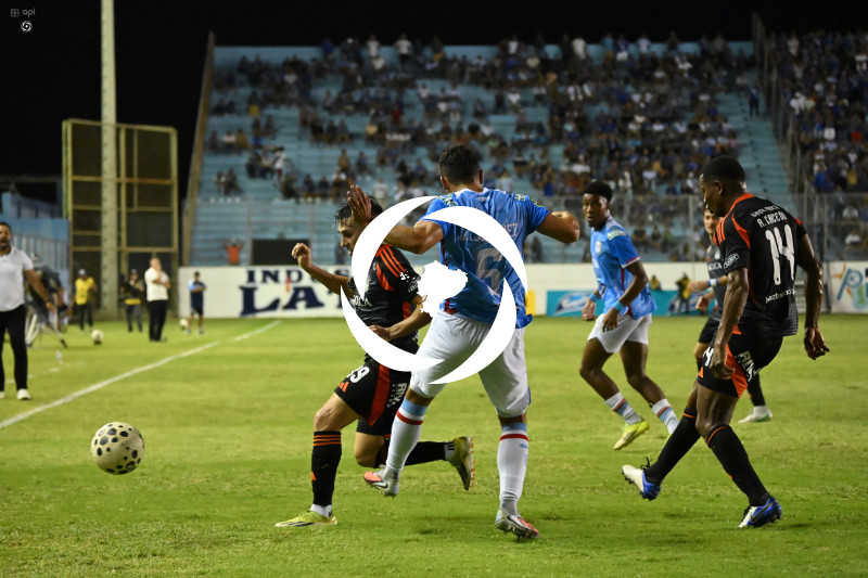 FBL-LIGA ECUABET-MANTA-EMELEC